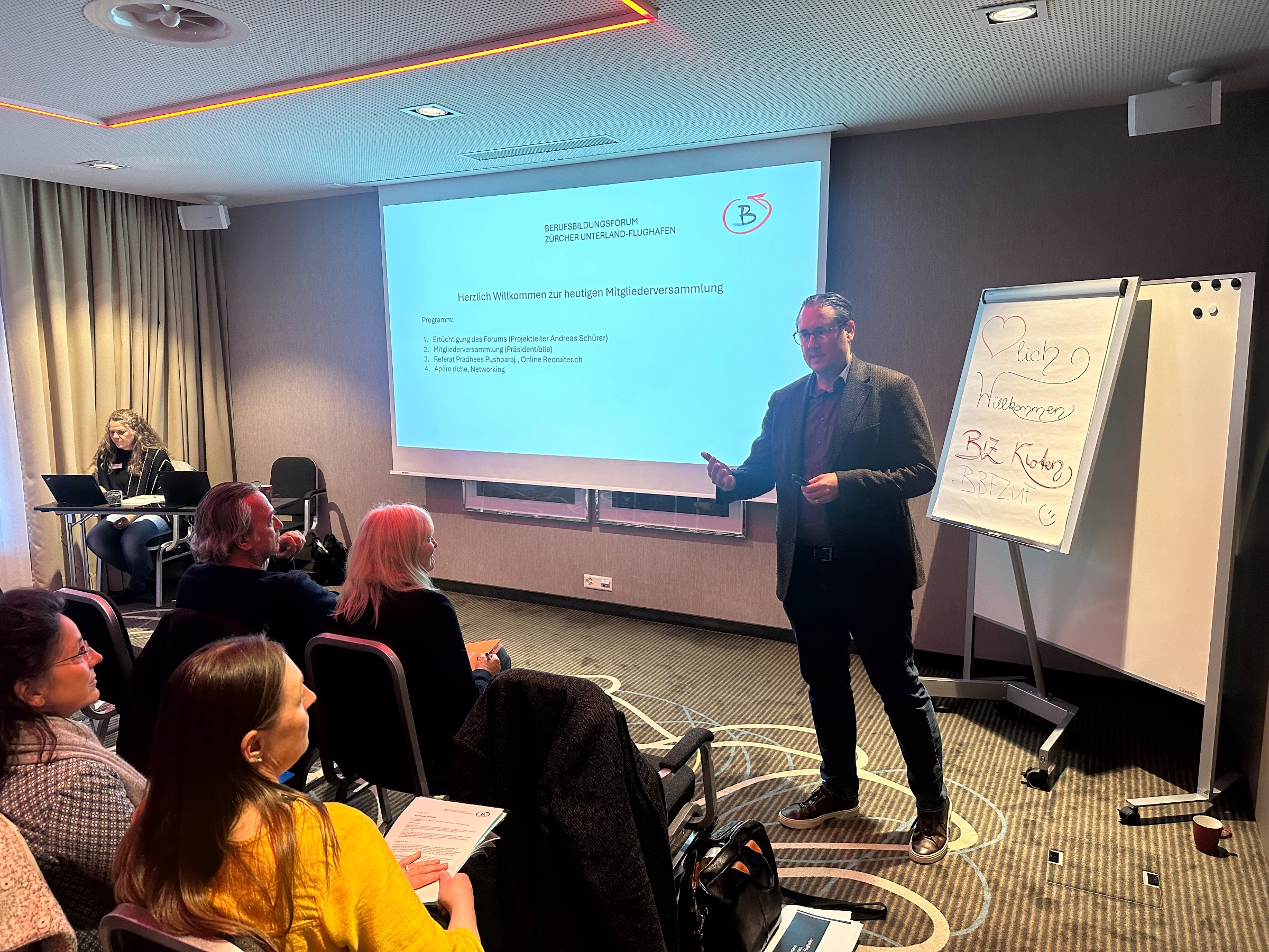 Vortrag Andreas Schürer.jpeg